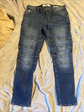 Guess Men's Washed Blue Slim Straight Jeans 32/30